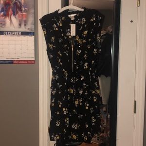 Women’s dress